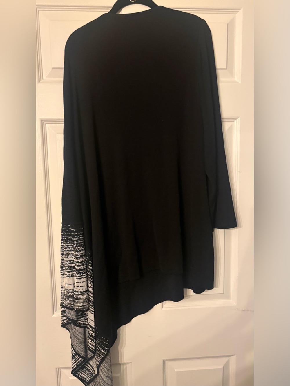MISOOK Sweater Poncho Women's 1X Black Asymmetrical Sleeves Silk Blend